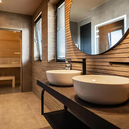 H-1 Buytenveldt Villa