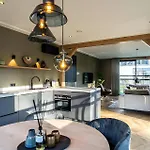 H-1 Buytenveldt Villa